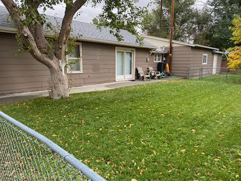 1005 N Jackson St - Photo 2 of 9
