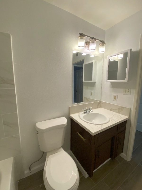 4417 Parkwood Ct #B - Photo 6 of 15