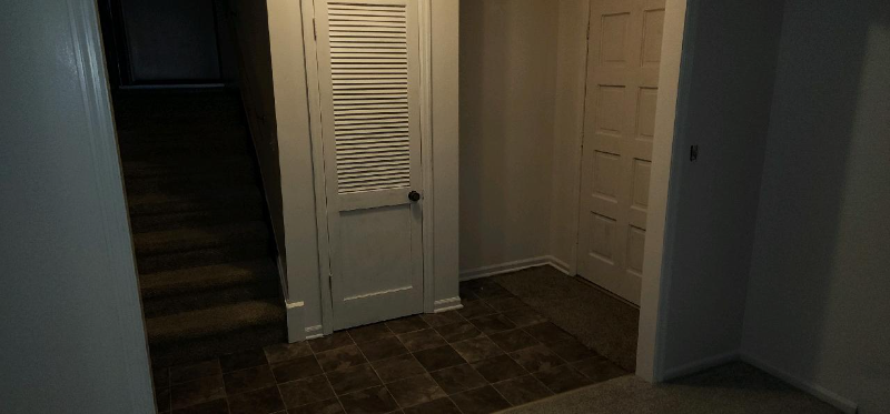 1017 Sw 15th St - Photo 2 of 12