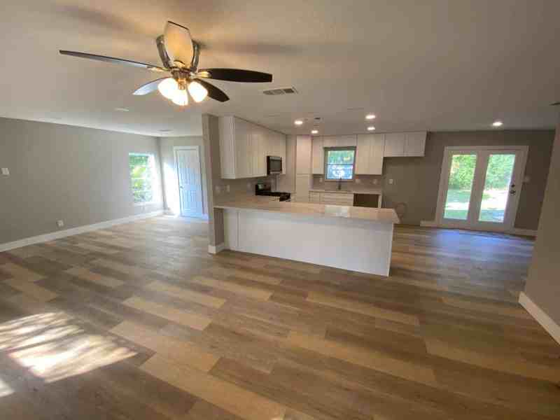 315 N Avenue T - Photo 3 of 14