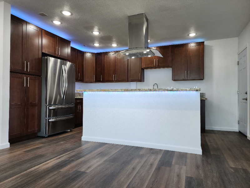 1717 W Walnut Ave - Photo 2 of 39