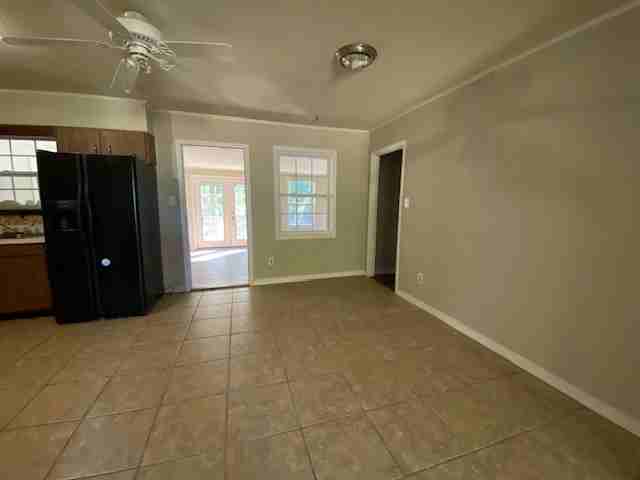 513 East Tracy Street - Photo 3 of 13