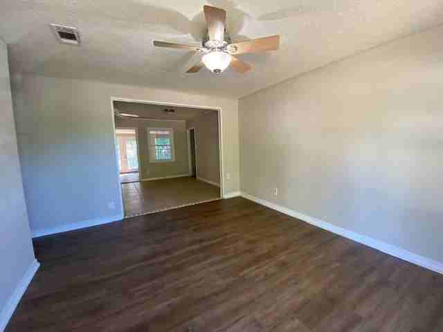 513 East Tracy Street - Photo 2 of 13