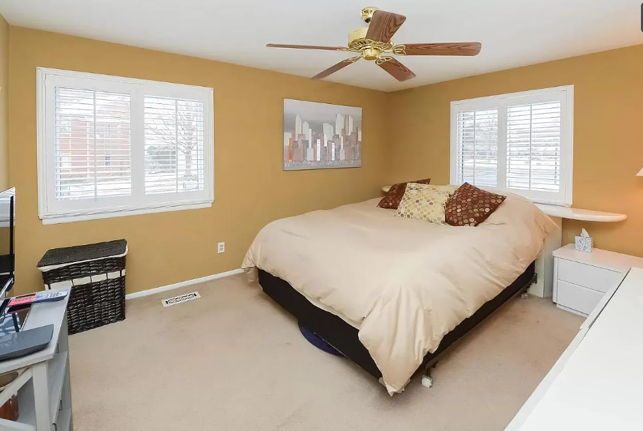 201 Woodhollow Dr #201 - Photo 3 of 7