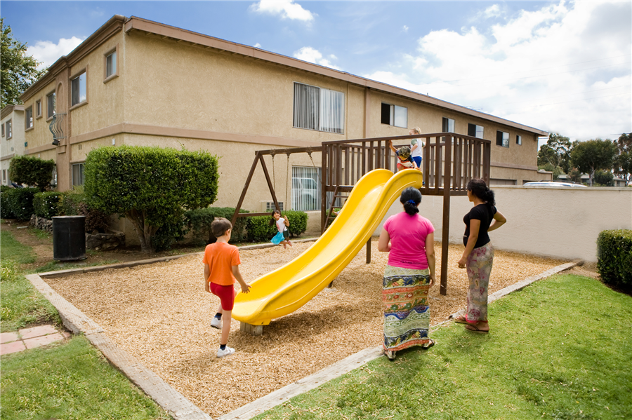 977 N. Highland St. - Photo 3 of 19