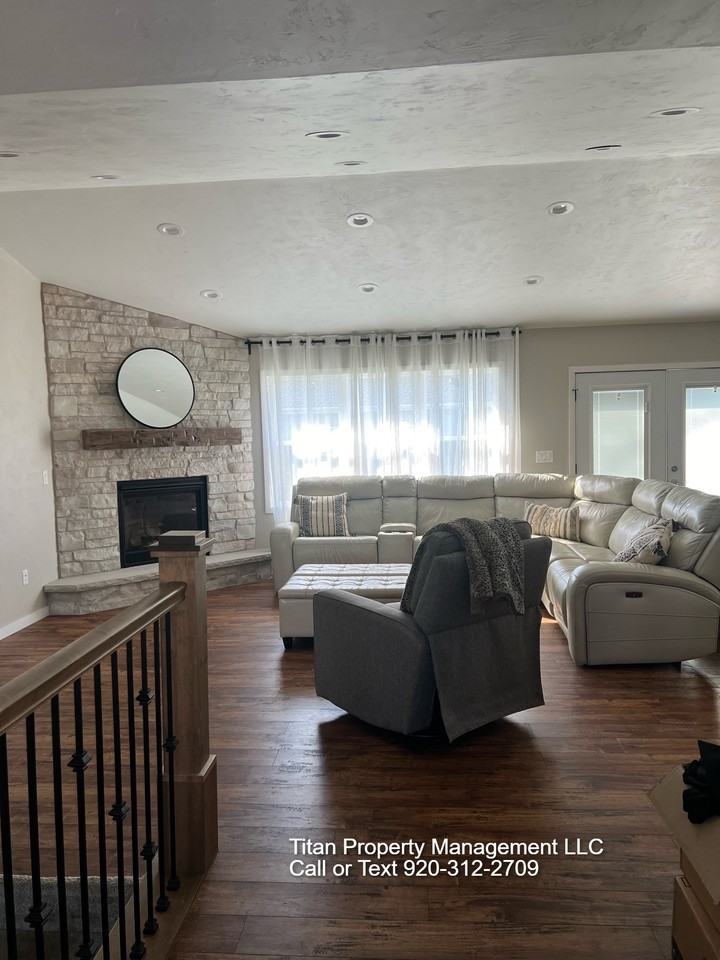 1238 Appleton St #1 - Photo 2 of 19