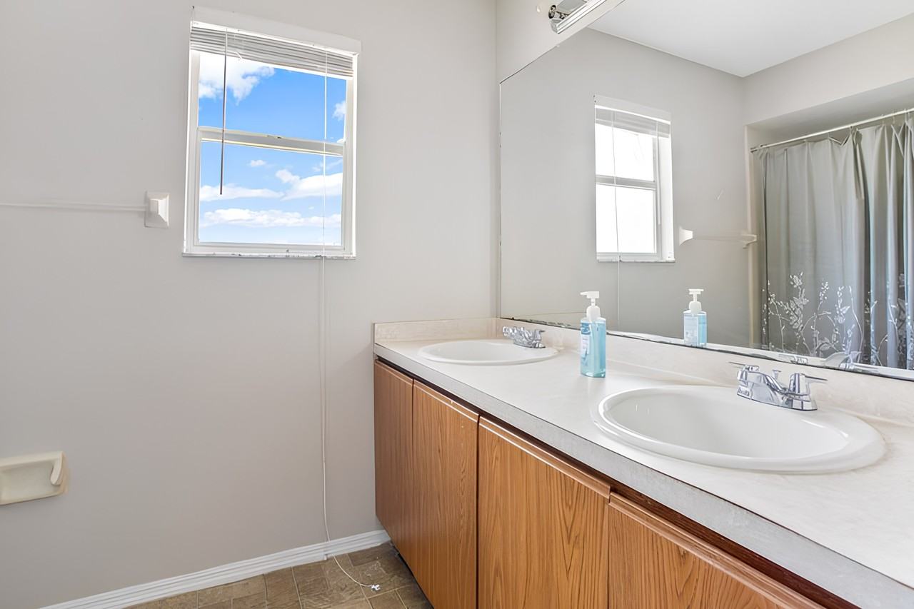 Blue Indigo Ct - Photo 2 of 17