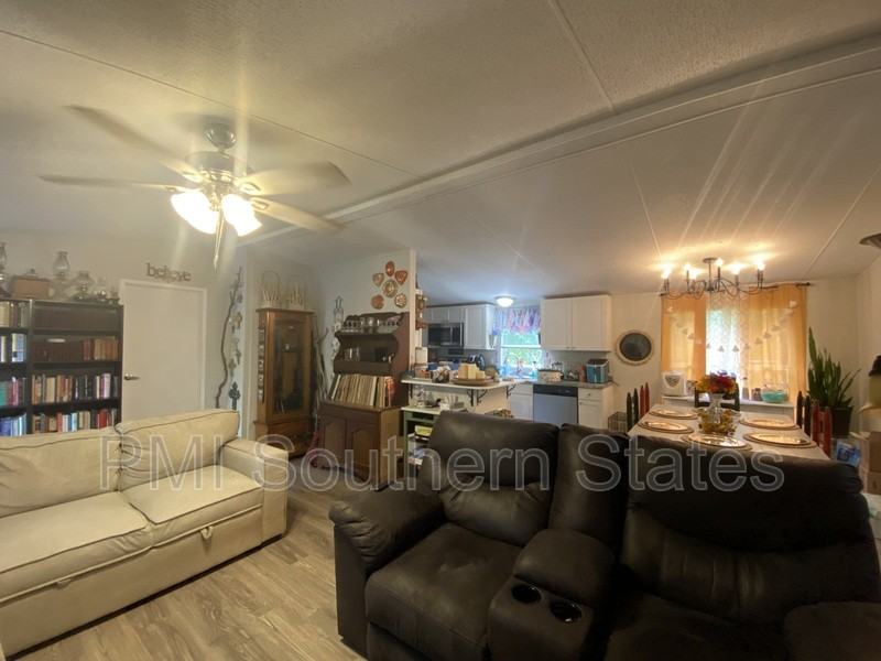 302 E Richfield Dr - Photo 2 of 21