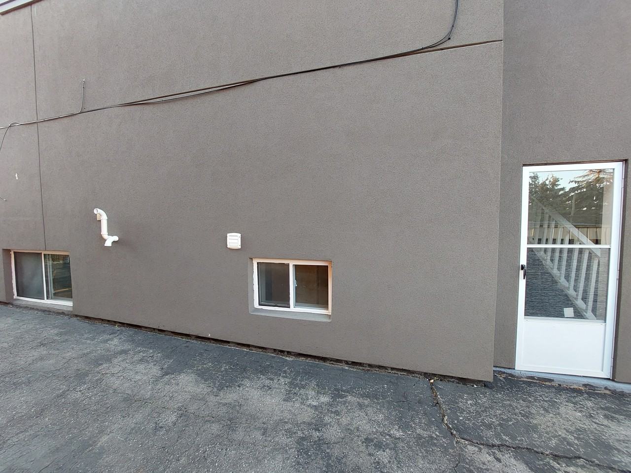 273 Hiawatha Road - Photo 2 of 18