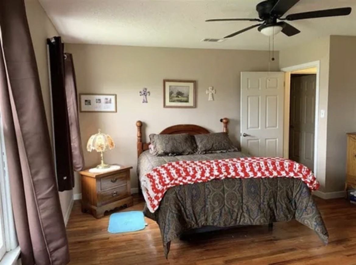 503 Avenue B #NA - Photo 3 of 10