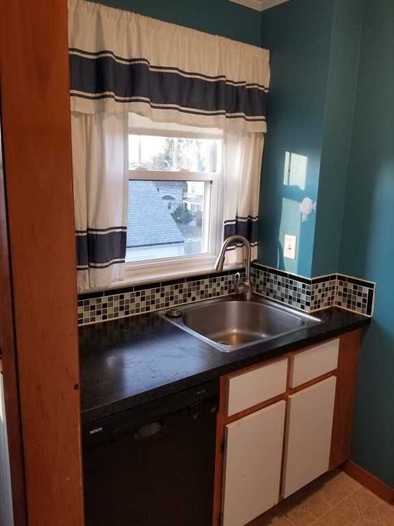 95 Dale St #2 - Photo 2 of 10