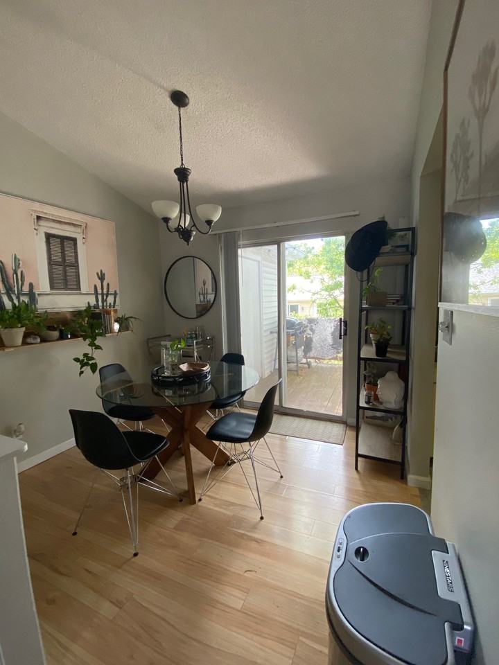 1631 E Swan Cir #1631 - Photo 2 of 6