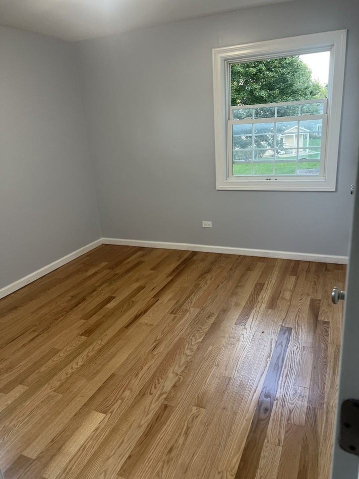 642 Gray Ct #0 - Photo 6 of 12