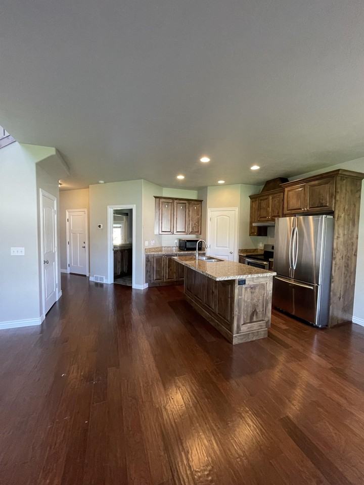 1166 S 200 E #1 - Photo 2 of 25