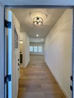 featured image of 1013 Parker Ln #1