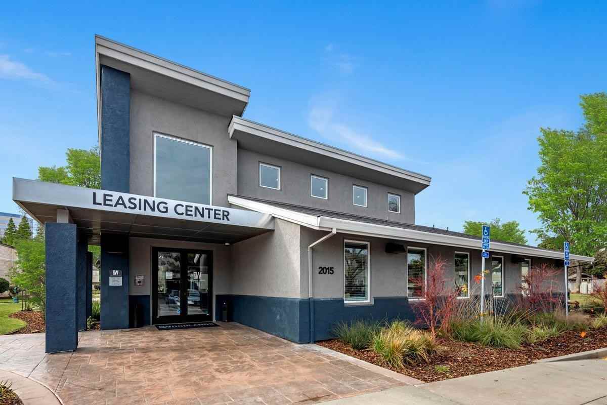 2025 W El Camino Ave - Photo 2 of 17