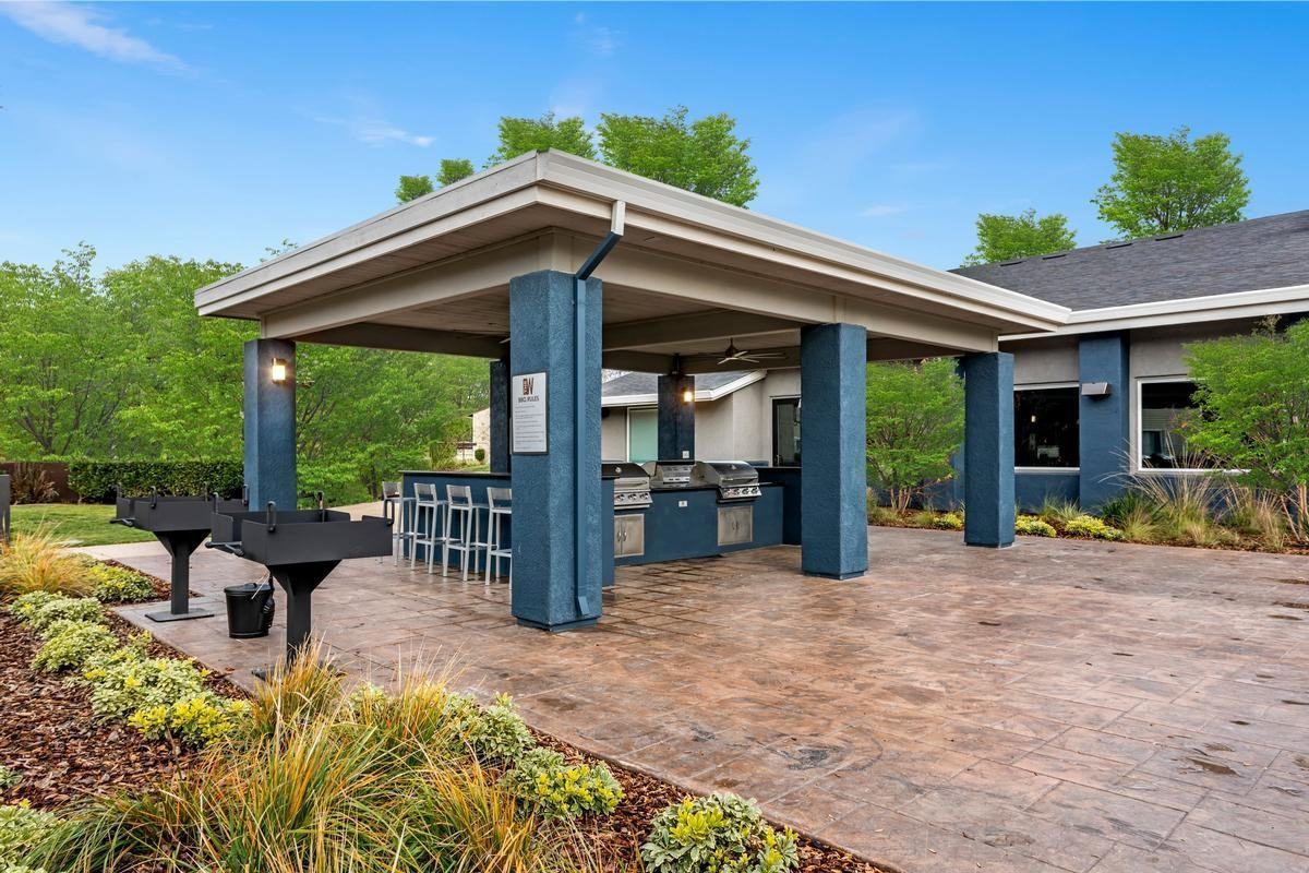 2025 W El Camino Ave - Photo 4 of 17