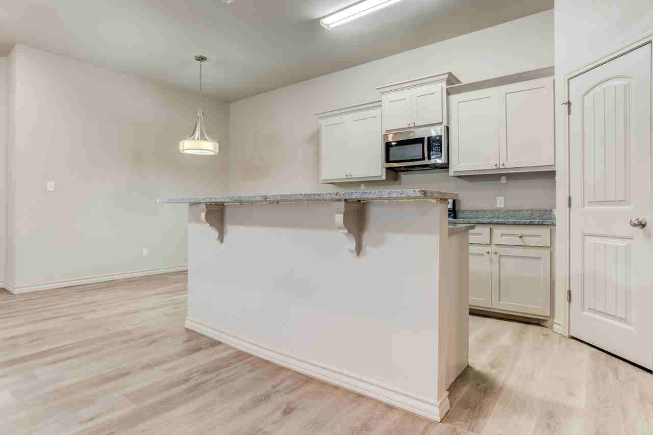 17816 Private Road 2160 - B #B - Photo 3 of 11