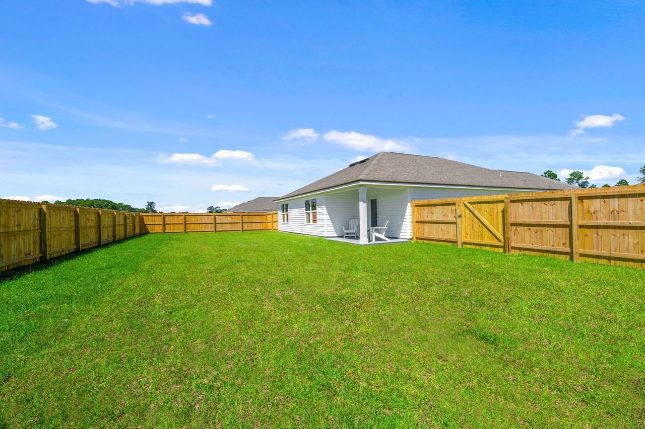 26 Haley Dr - Photo 2 of 23