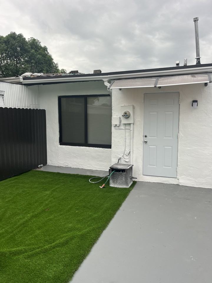 3706 Nw 213th St #3706 - Photo 2 of 14