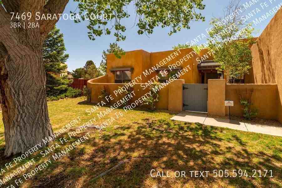 7469 Saratoga Ct - Photo 2 of 27