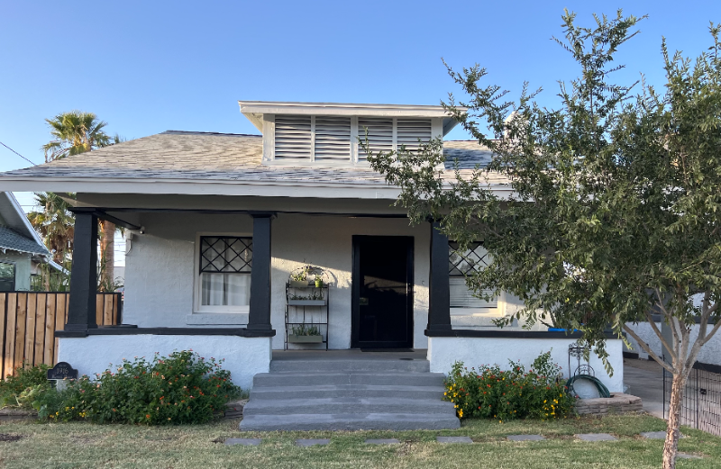 1528 W Monroe St - Photo 2 of 19