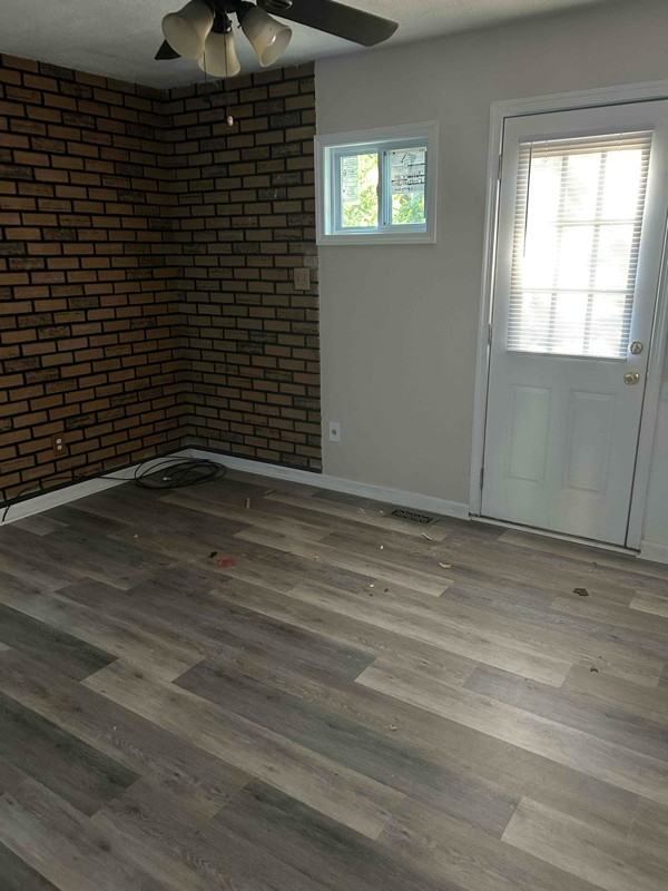 3712 Westbrook Rd - Photo 3 of 10