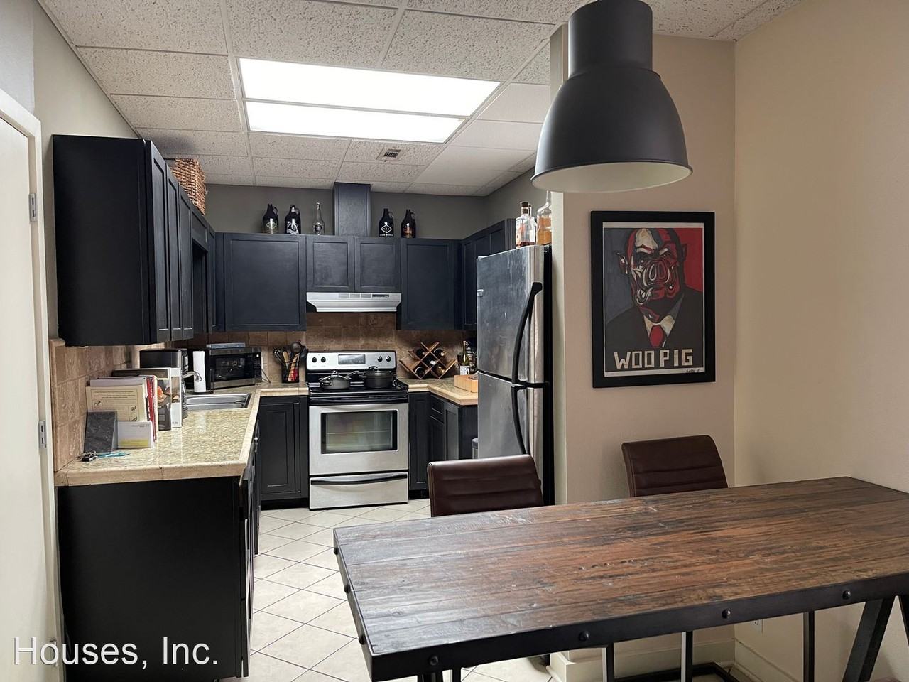 31 E. Center - Photo 3 of 19