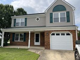 featured image of 3701 Castlewood Dr #1