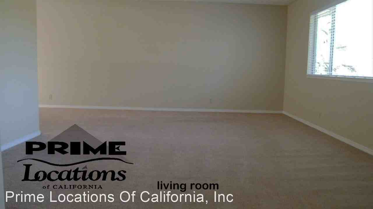 1577 E Colonial Pkwy - Photo 2 of 6