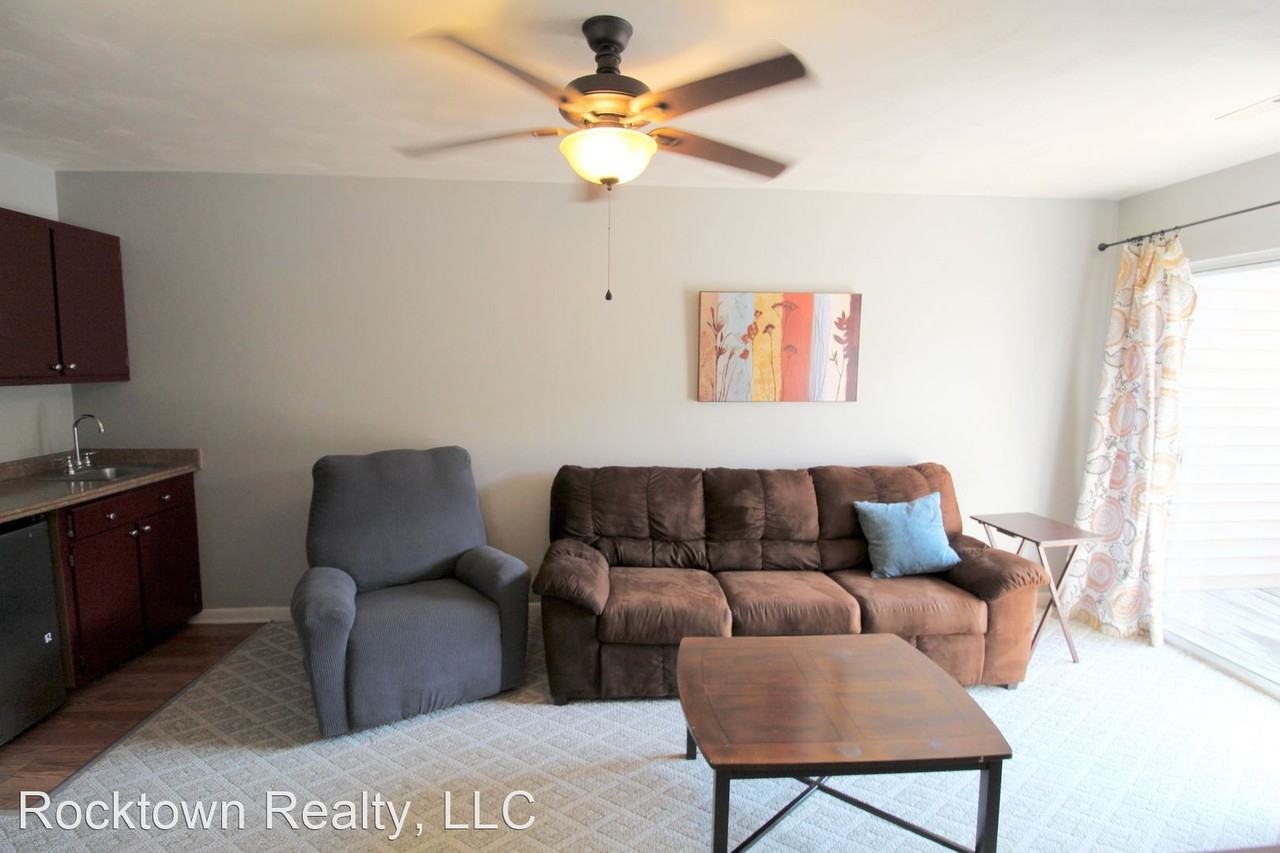 1452 Bradley Drive - Photo 3 of 19