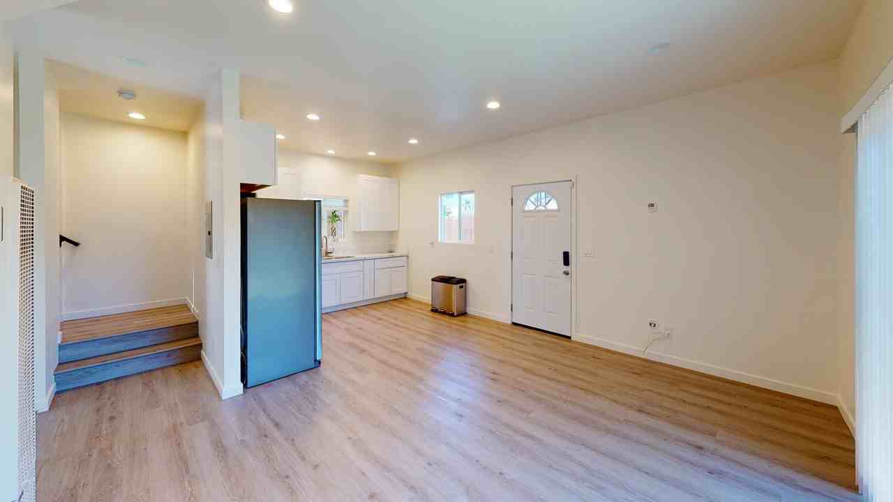 6223 Hobart St #1 - Photo 2 of 13