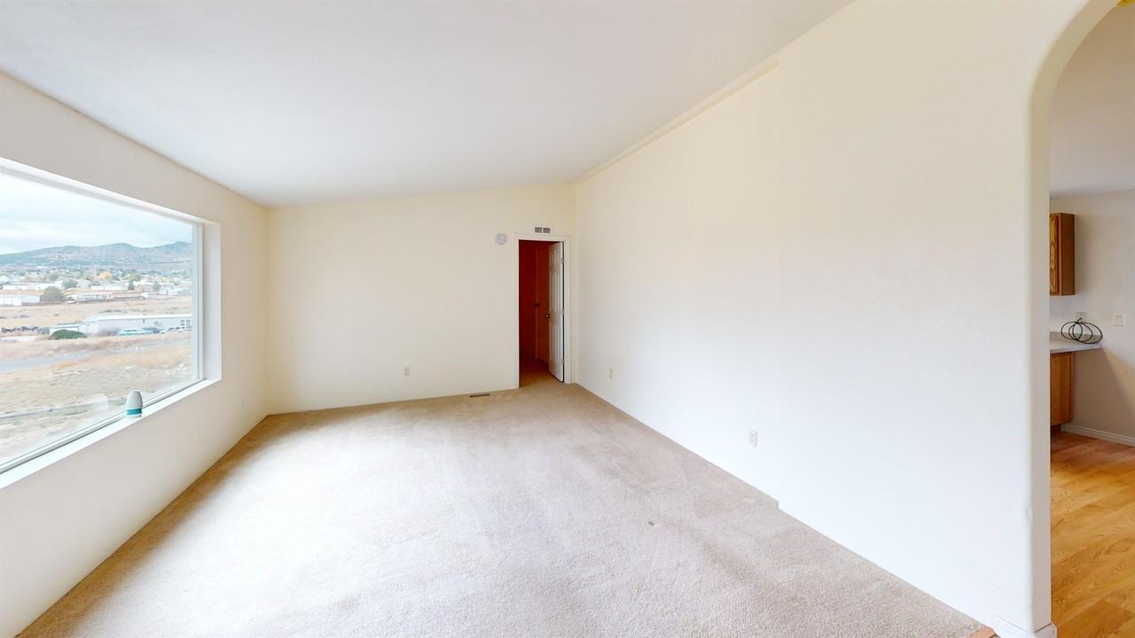 360 Trescartes Ave #1 - Photo 5 of 20