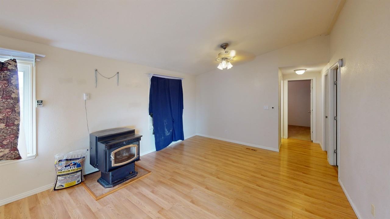 360 Trescartes Ave #1 - Photo 7 of 20