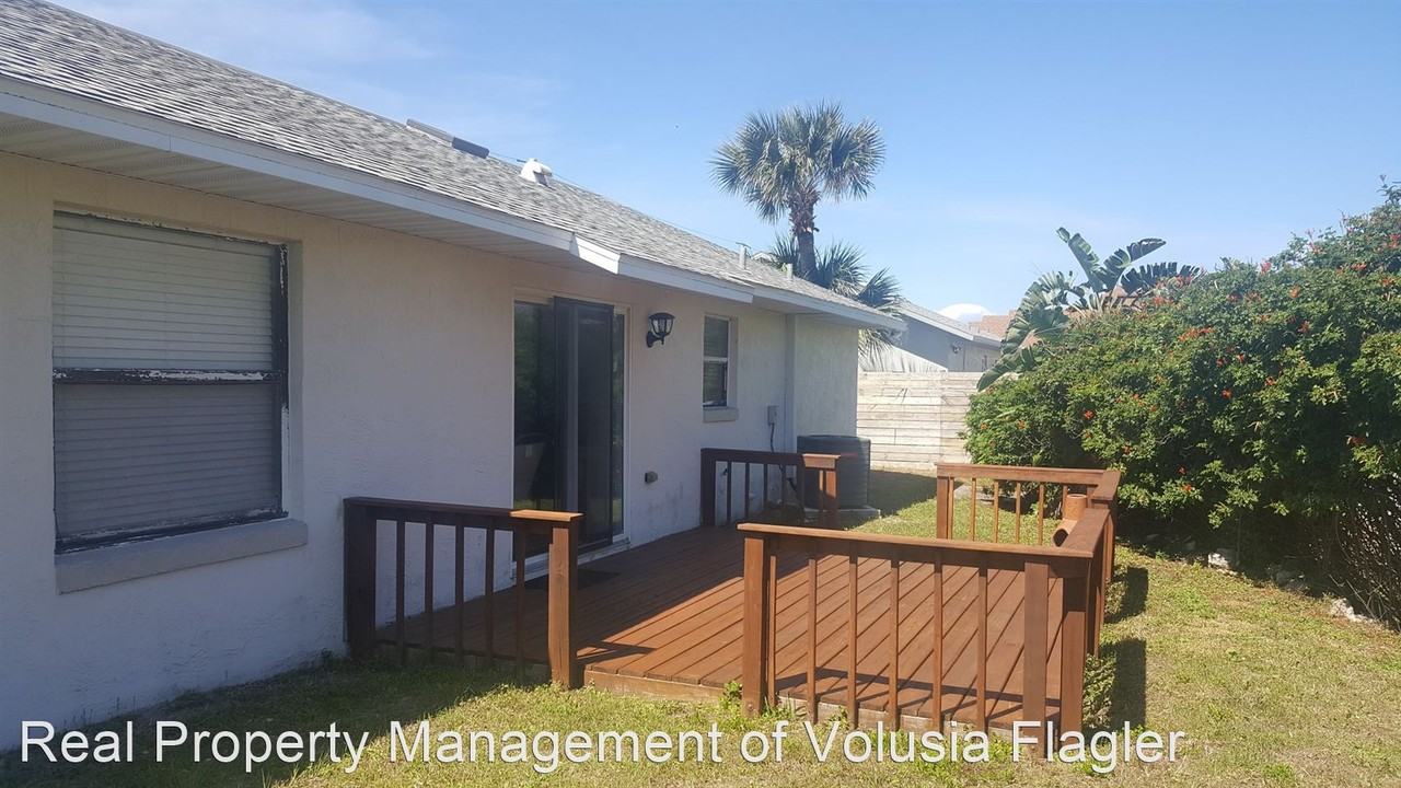 4249 Oriole Ave - Photo 2 of 26