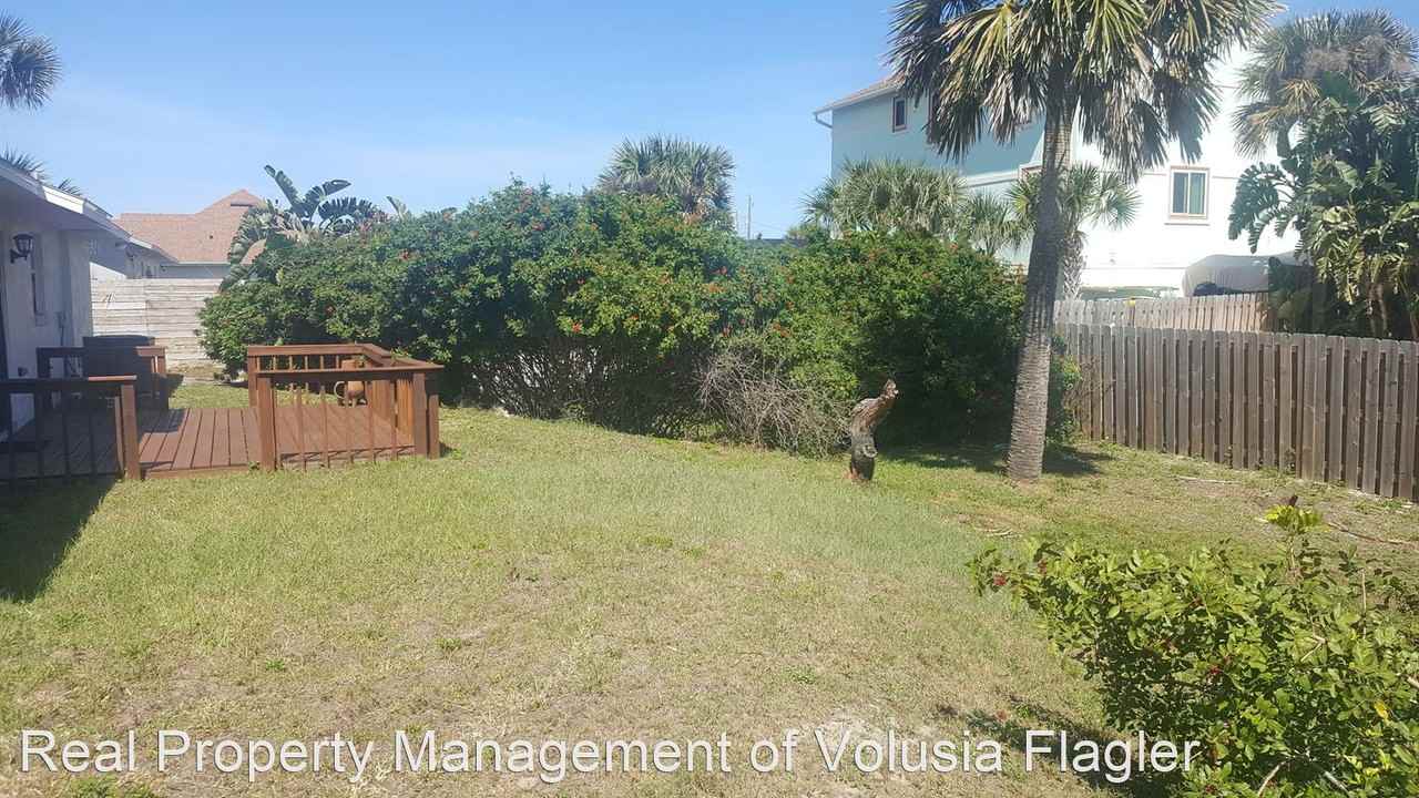 4249 Oriole Ave - Photo 3 of 26