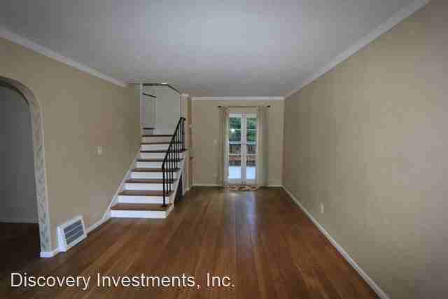 1322 Leimert Blvd - Photo 2 of 12