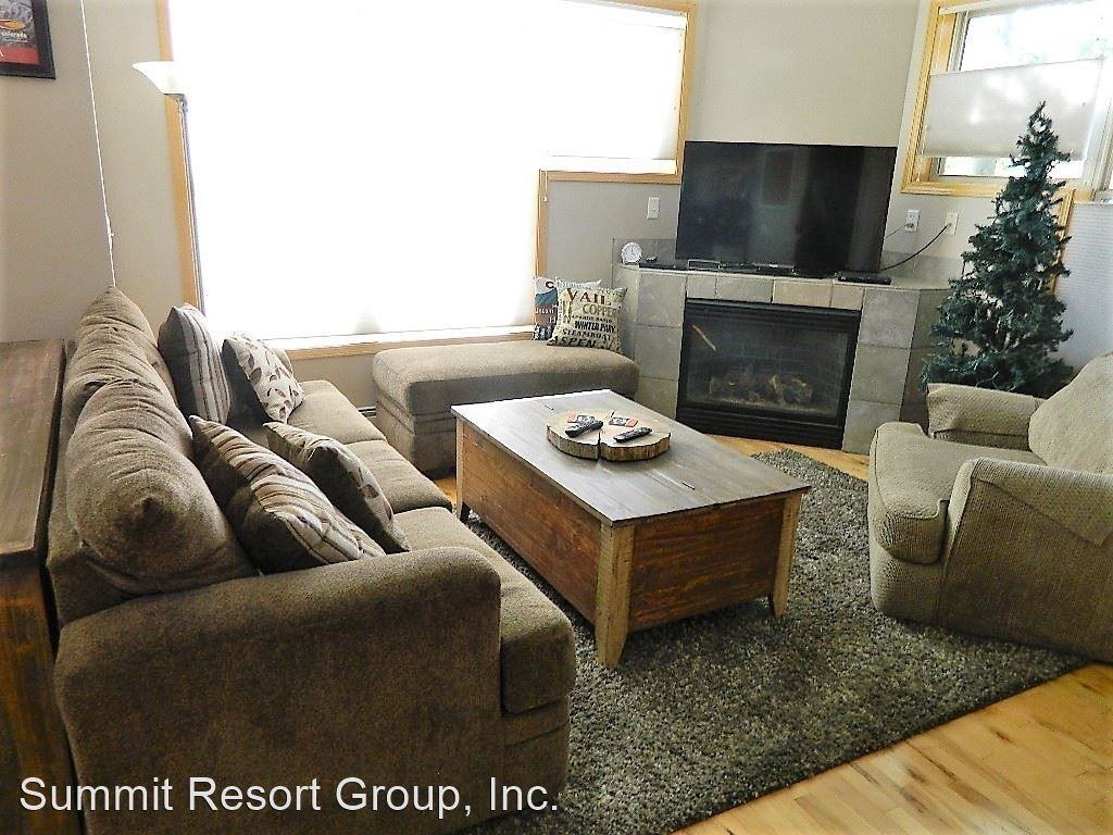 111 Elizabeth Cir - Photo 2 of 20