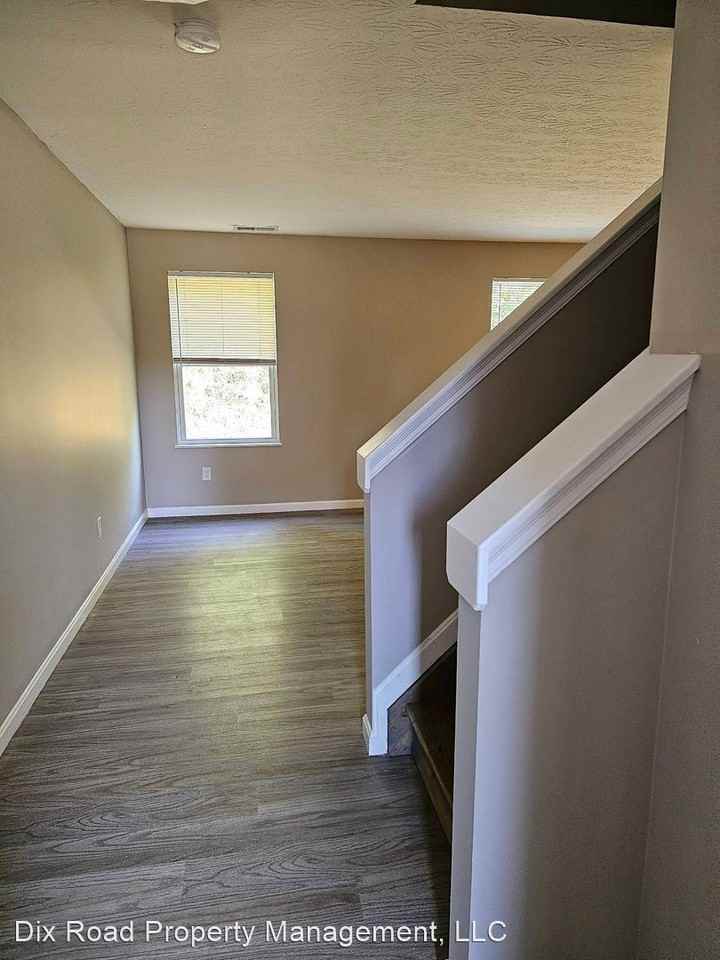 314 Herbert Ave - Photo 3 of 18