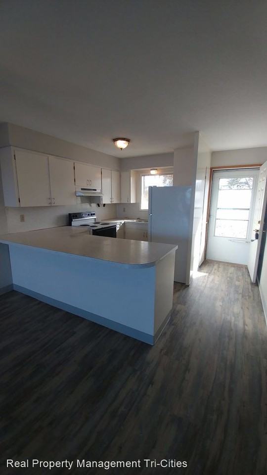 W. Payette Ave - Photo 2 of 16