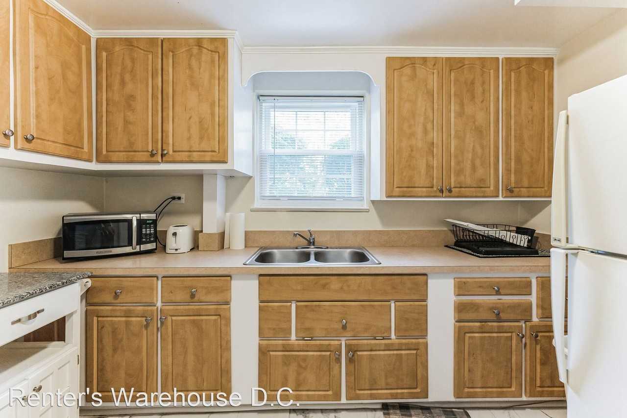 2526 24th St N Lowr - Photo 3 of 15