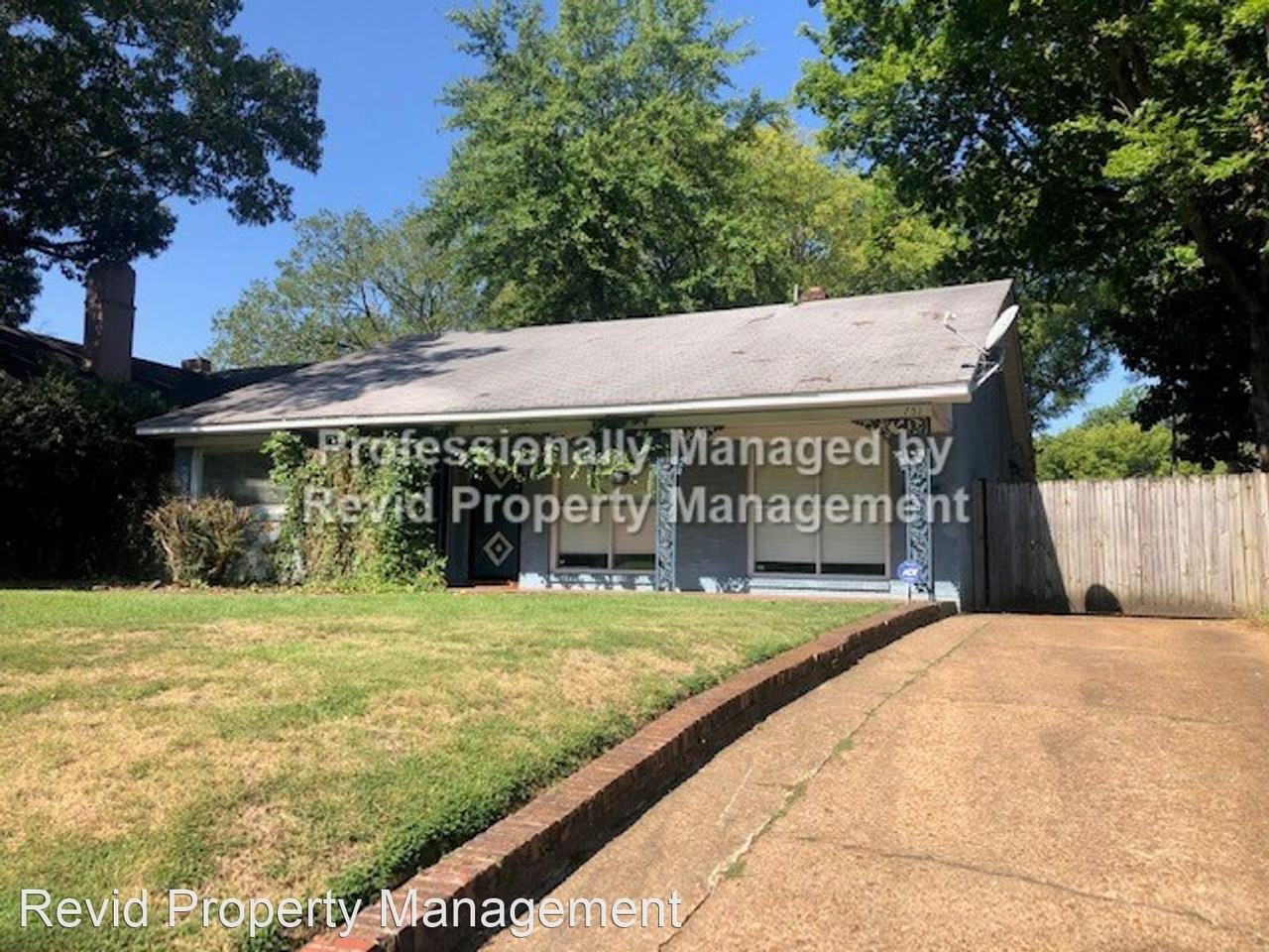 751 S Willett St - Photo 3 of 27