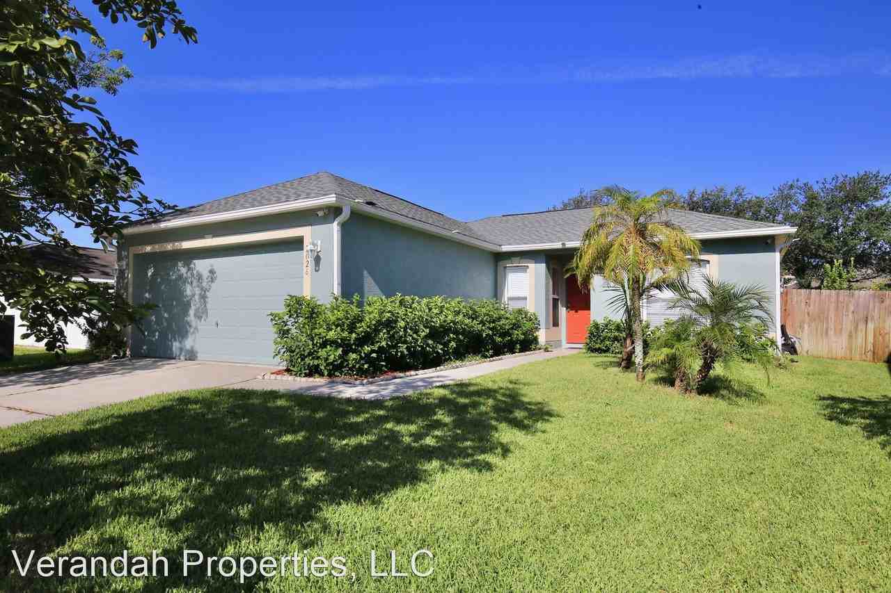 2026 Corner School Dr - Photo 3 of 29