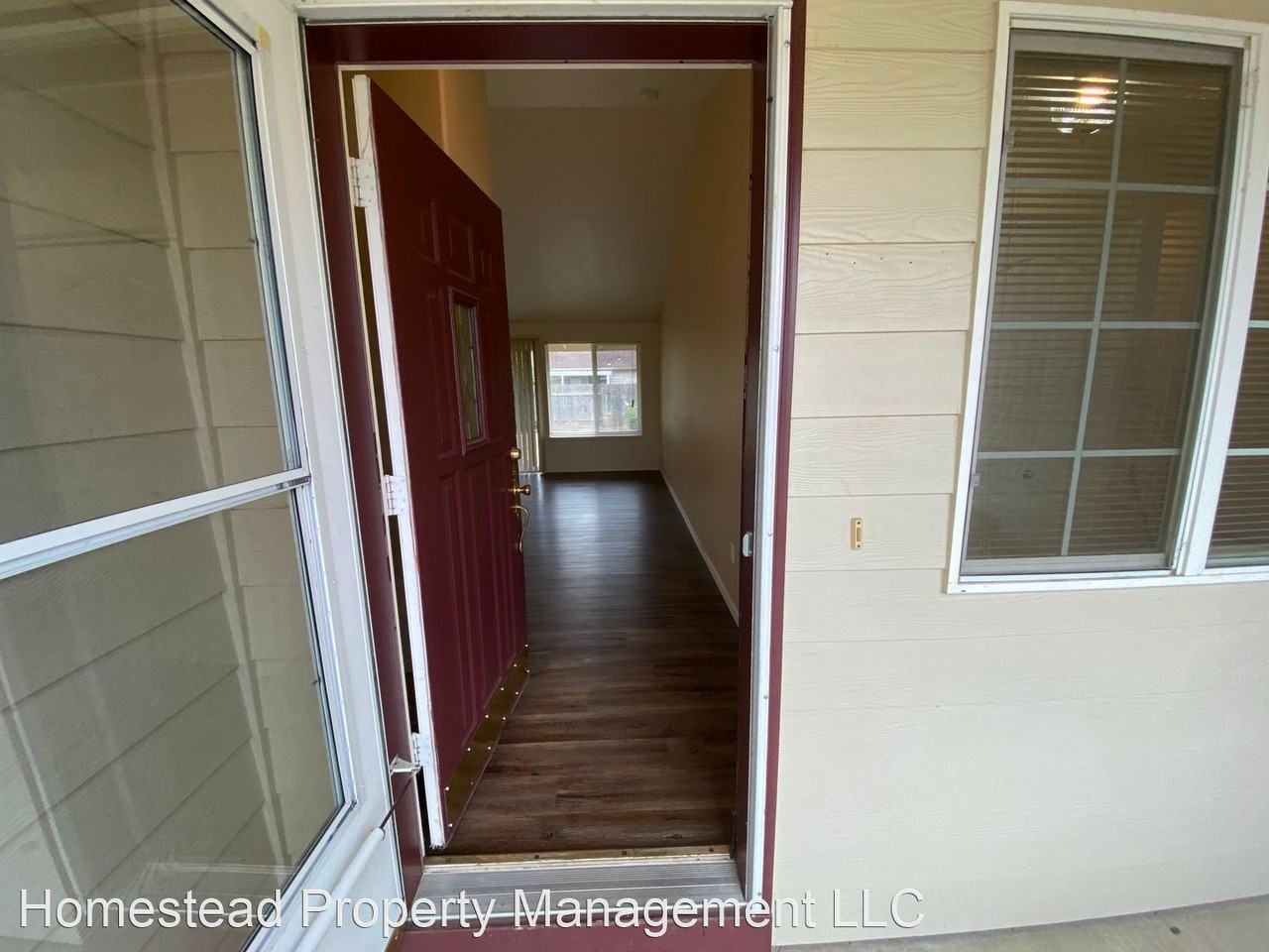 700 Se Juniper Ave - Photo 3 of 39