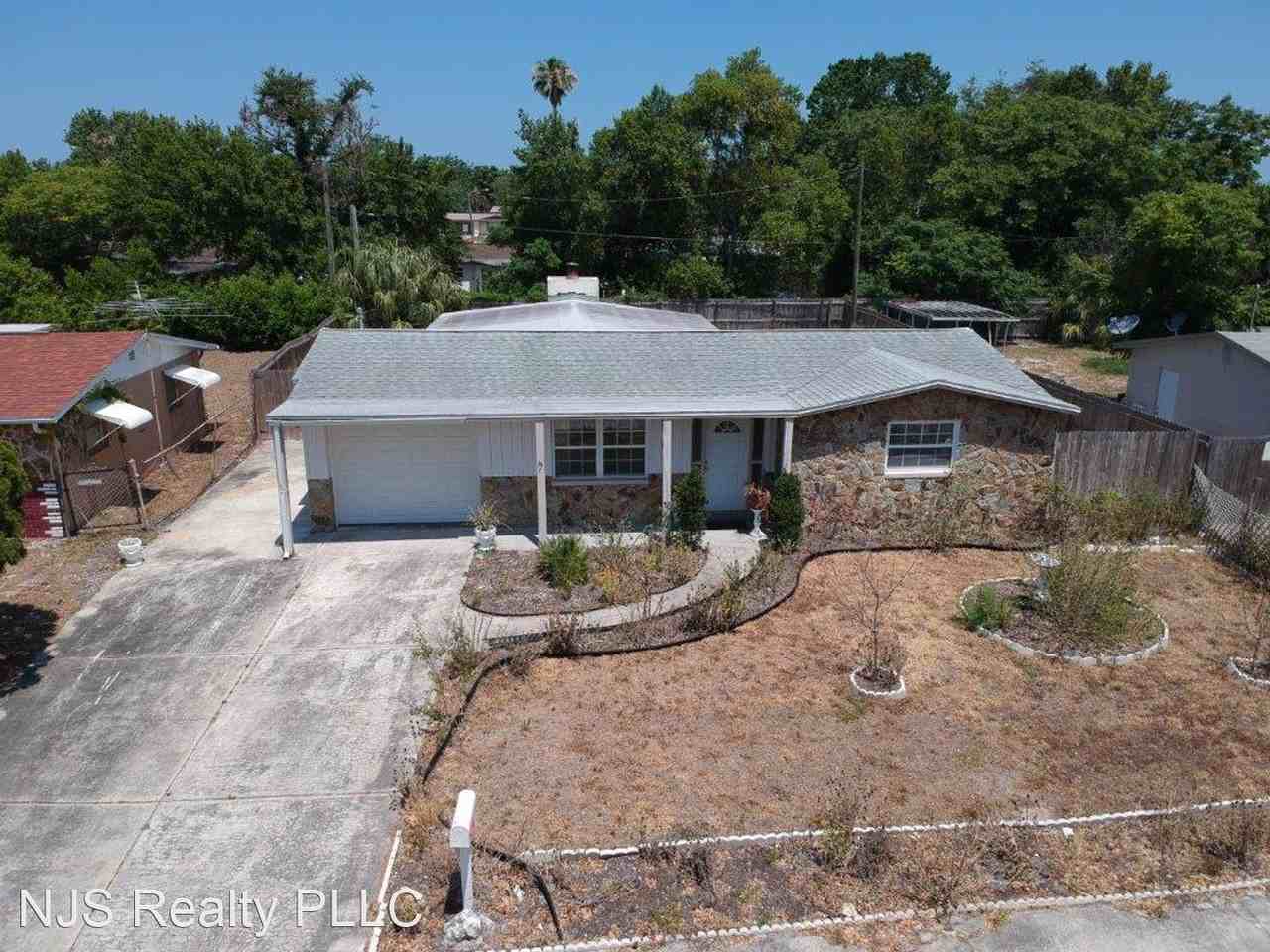 12715 Social Dr - Photo 2 of 24