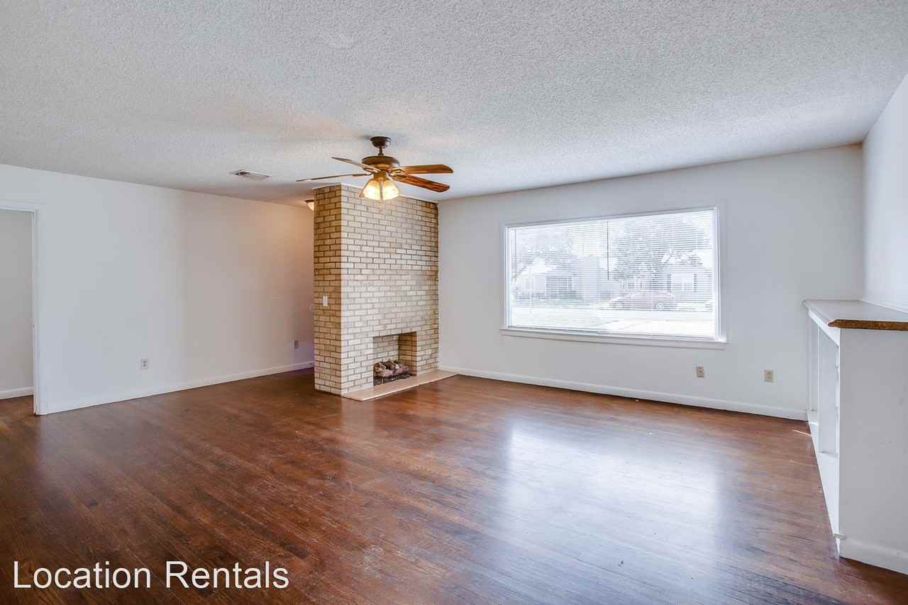 3322 26th Street - Photo 3 of 16