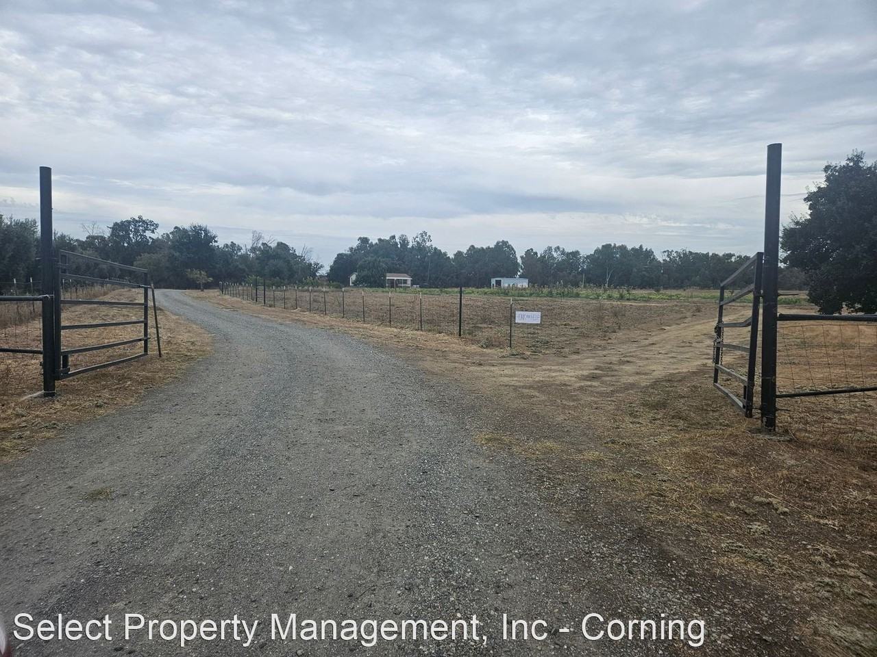 2804 Kirkwood Rd, Corning, CA 96021 3 Bedroom House for 1,400/month