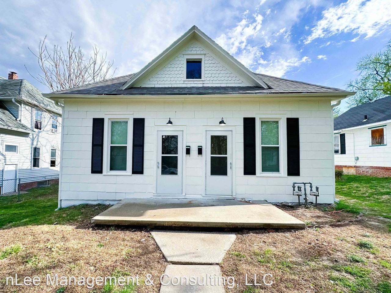 Remodeled Duplex Apartments 2630/2632 Faraon Street, Saint Joseph, MO