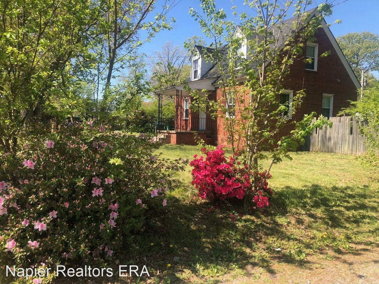 1130 Hollister Ave - Photo 2 of 16
