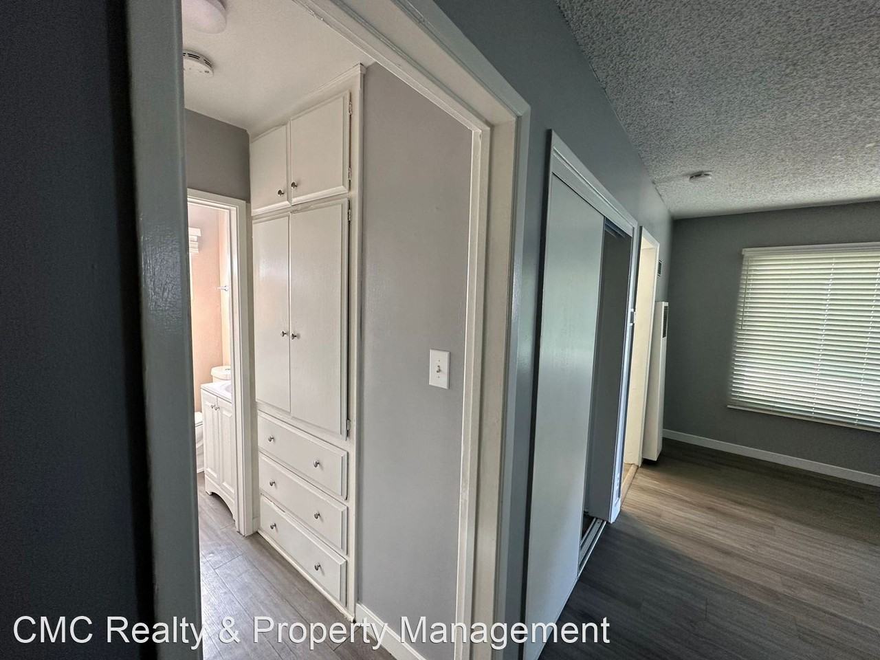 1862-68 Pine Ave. - Photo 3 of 11